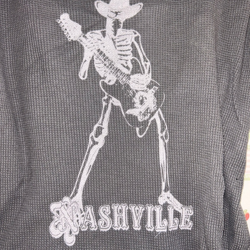 Brandy Melville Charcoal Nashville Long Sleeve Tee - Picture 2 of 2